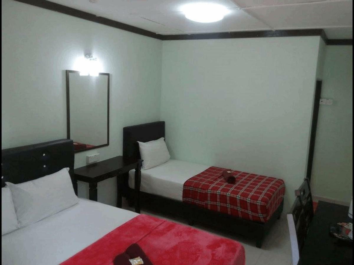 Rasa Senang Villa -Islam Guest Only Пантай-Сенанг Экстерьер фото